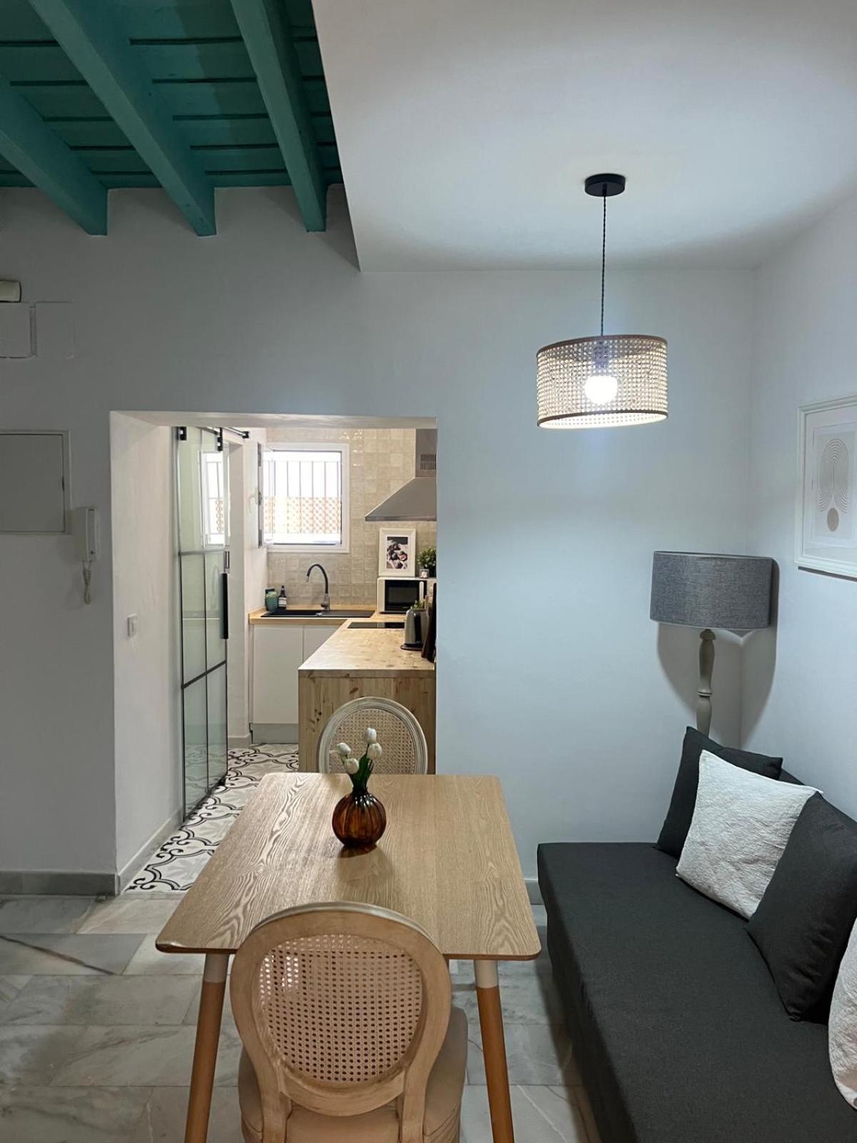 Apartamento En Casco Antiguo - Plaza De La Gavidia Sevilla Dış mekan fotoğraf